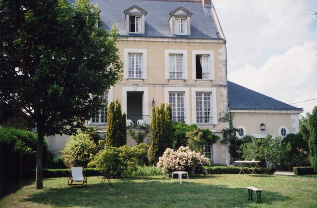 bed breakfast   Loire valley chateaux Amboise Blois Chambord Cheverny Talcy Vendome France